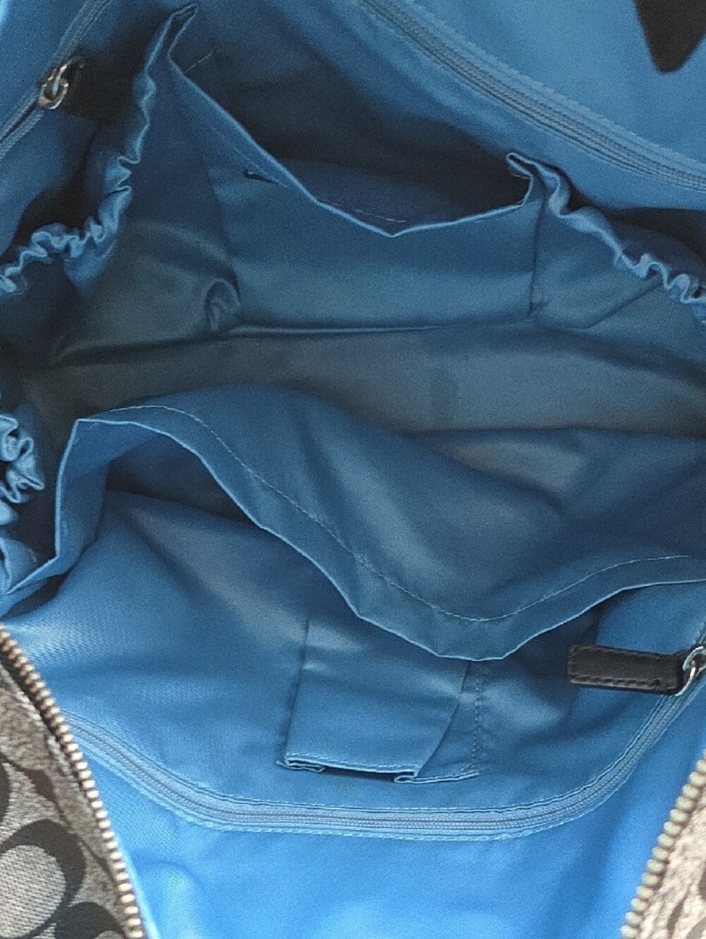 Coach Heritage Chelsea Stripe Tote Bag - Picture 14 of 16